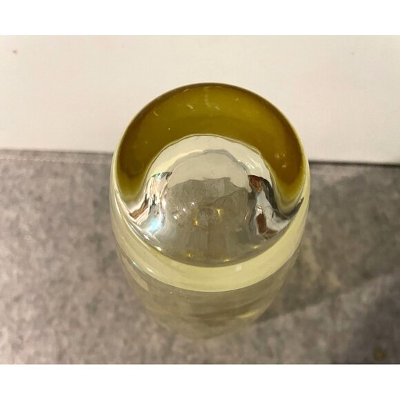 Beautiful Yellow 9.5" Vase, Great Weight  #1458 - Picture 3 of 3